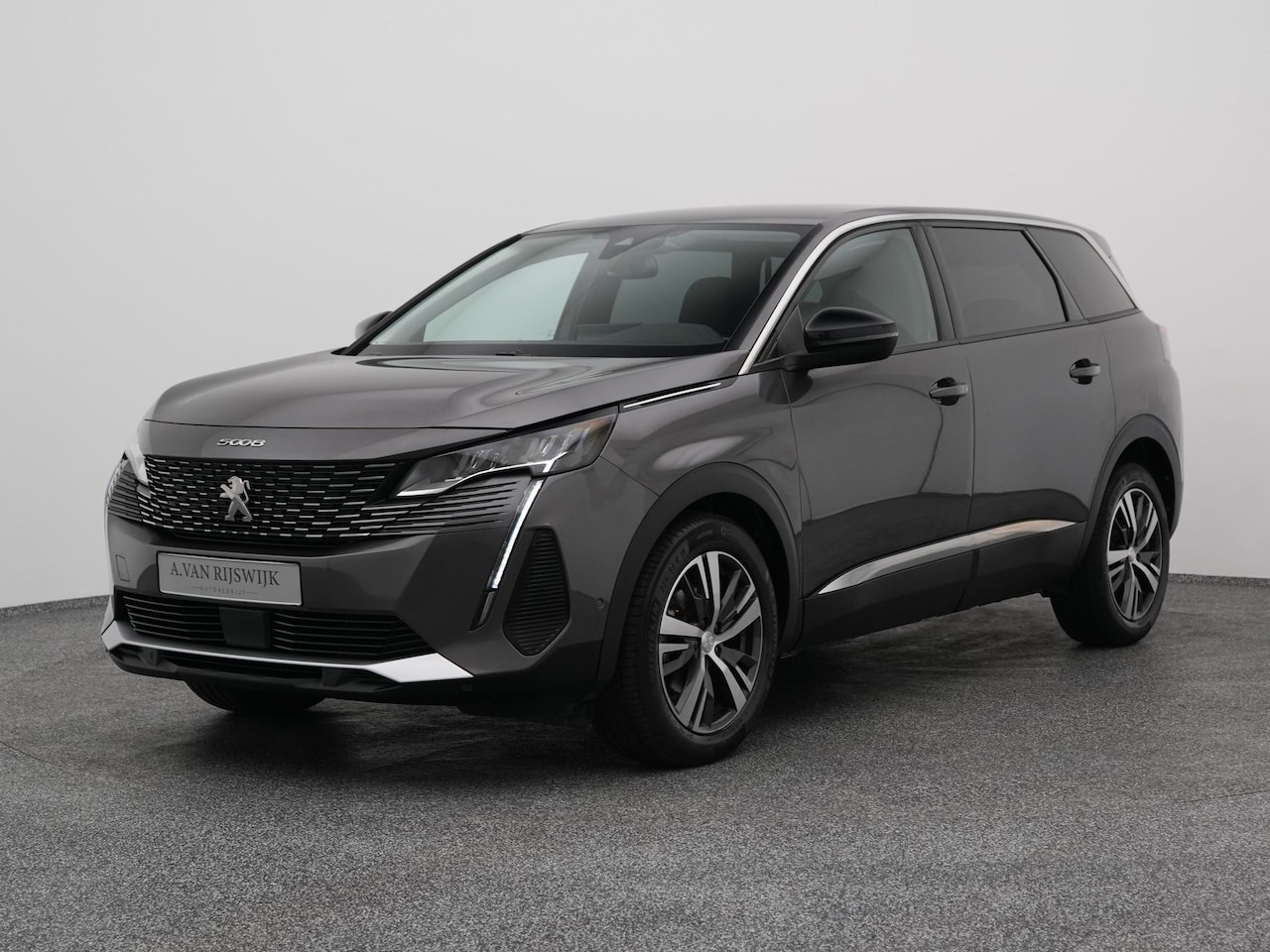 Peugeot 5008 - 1.2 PureTech 130 PK Automaat Allure 7-Pers. | CAMERA | CARPLAY | STOELVERWARMING - AutoWereld.nl