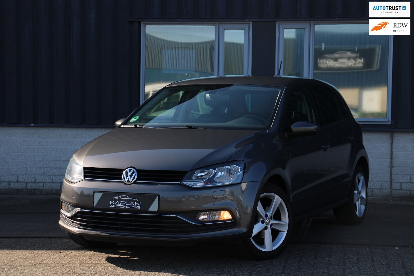 Volkswagen Polo - 1.2 TSI Lounge Stoelverw Cruise PDC Climate BT - AutoWereld.nl