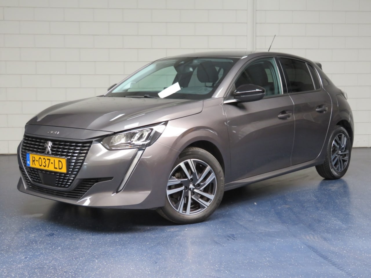 Peugeot 208 - AUTOMAAT 1.2 PT Allure Pack - AutoWereld.nl