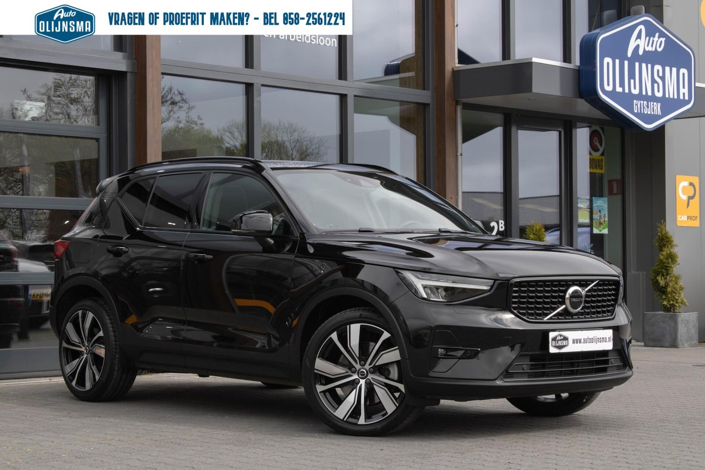 Volvo XC40 - 1.5 T5 Plug-in hybrid Ultimate Dark|Pano|Camera|Stoelverwarming| - AutoWereld.nl