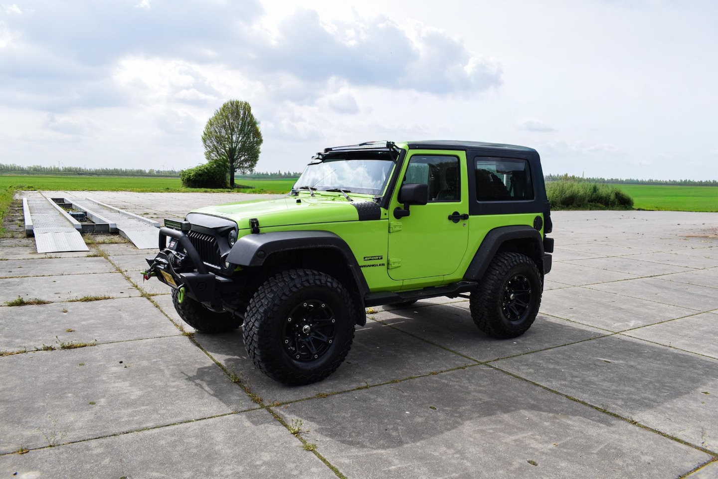 Jeep Wrangler - 3.6 Mountain 3.6 Mountain - AutoWereld.nl