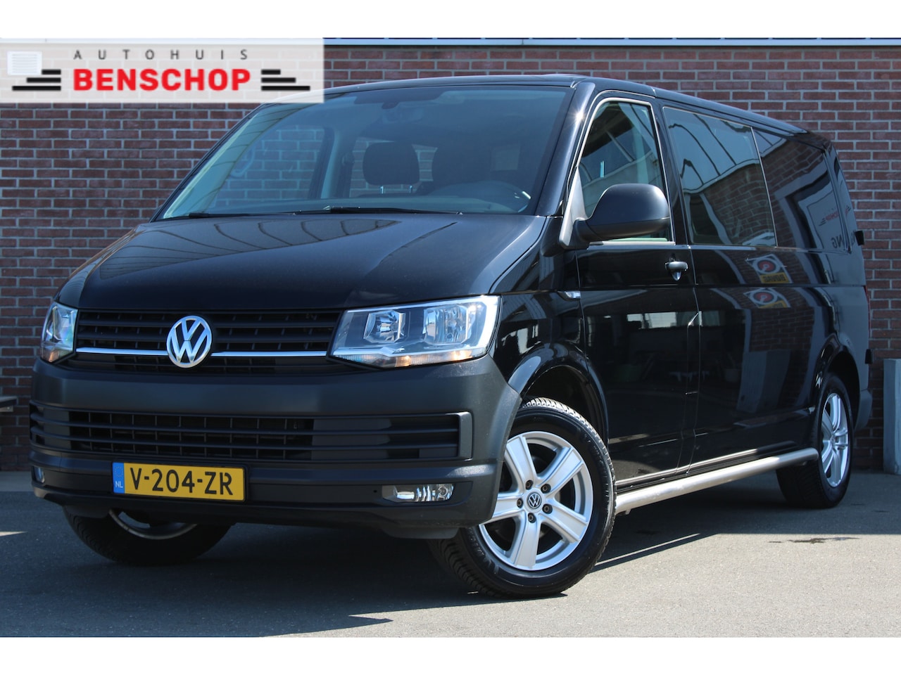 Volkswagen Transporter - 2.0 TDI 150PK L2H1 DC Comfortline |TREKHAAK|SIDEBARS|VERWARMDE-VOORRUIT| - AutoWereld.nl