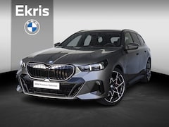 BMW 5-serie Touring - 530e | M Sportpakket Pro | Innovation Pack | Stuurwielrand verwarmd | Comfort Access | Pan