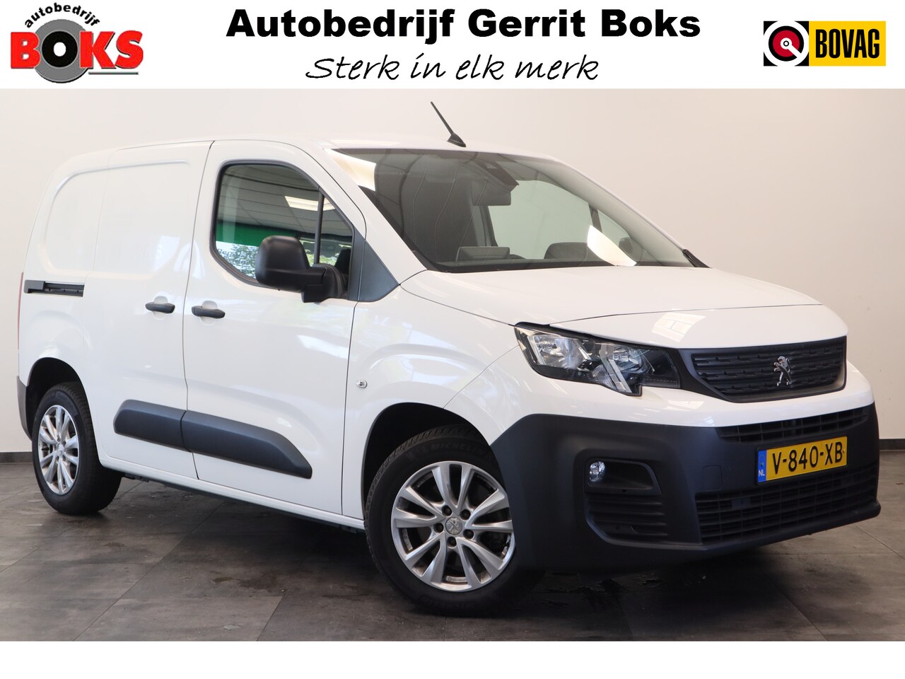 Peugeot Partner - 1.6 BlueHDI Asphalt Cruise control Carplay Surround rear vision Camera Navi NAP! - AutoWereld.nl