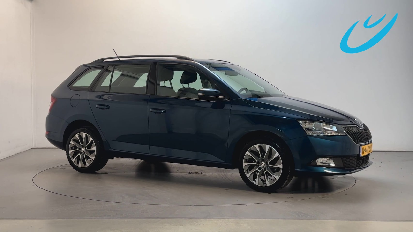 Skoda Fabia Combi - 1.0 TSI Business Edition Parkeersensoren Climate Control Navigatie DAB+ - AutoWereld.nl