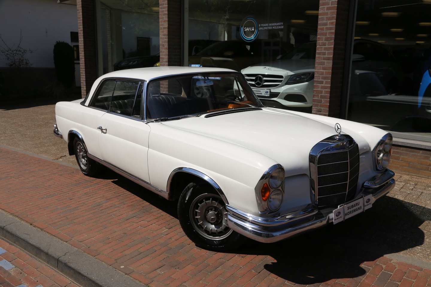 Mercedes-Benz 220 - W111 220SE COUPE - AutoWereld.nl