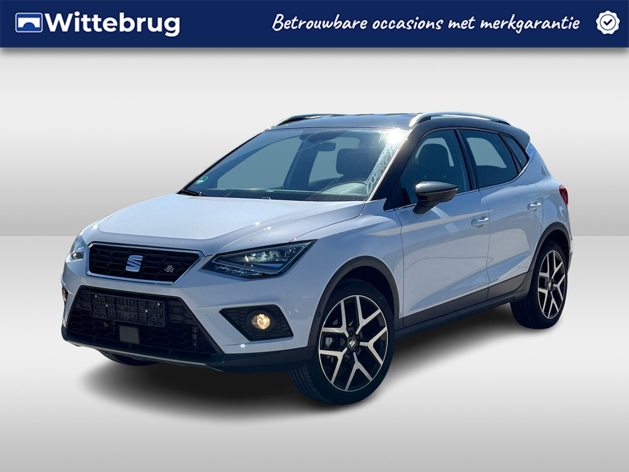 SEAT Arona - 1.0 TSI 110pk FR DSG AUTOMAAT / Navigatie / LM 18 inch / Digital cockpit / LED / Park Assi - AutoWereld.nl