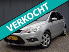 Ford Focus - 1.6i 16V HB Titanium Onderhoudsboekje apk 2027, airco