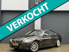 BMW 5-serie - 528i High Executive|LUXURY / CAMERA / APK / ACC