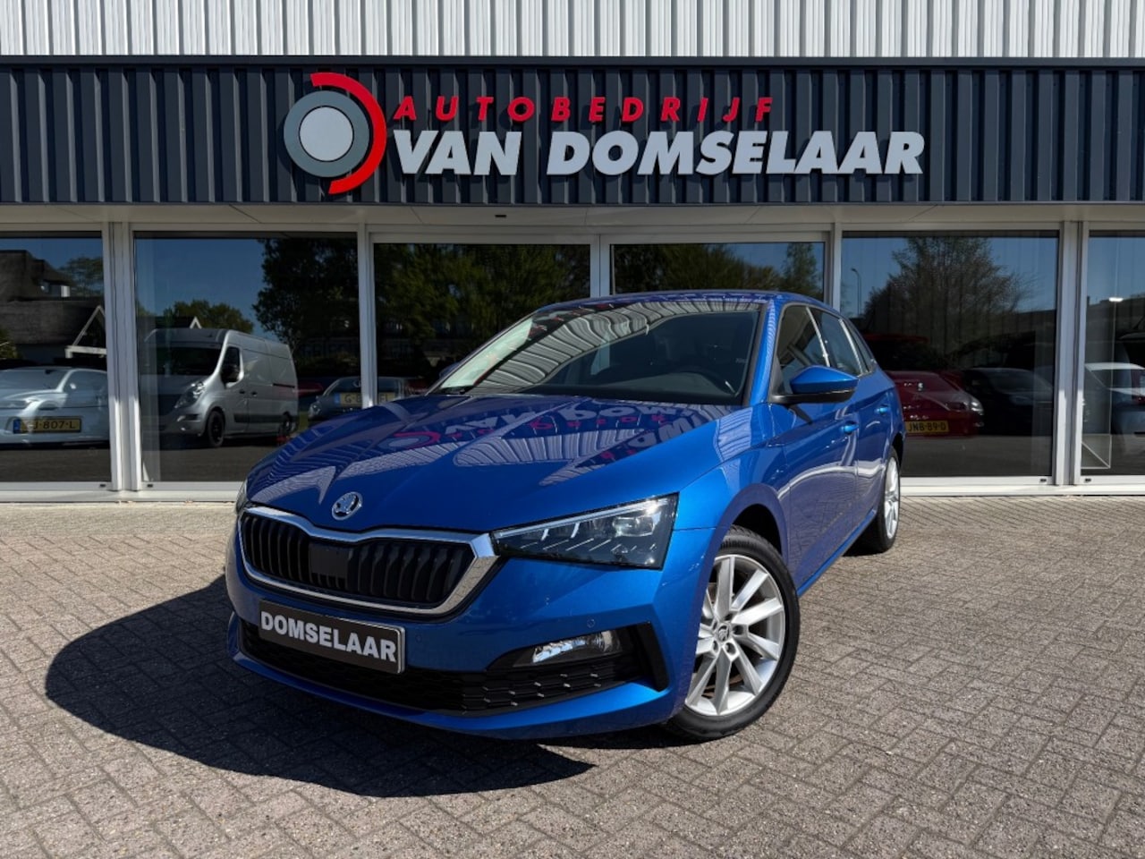 Skoda Scala - 1.0 TSI Business Edition - Automaat Stoelverw. Apple Carplay Android Auto LED - AutoWereld.nl