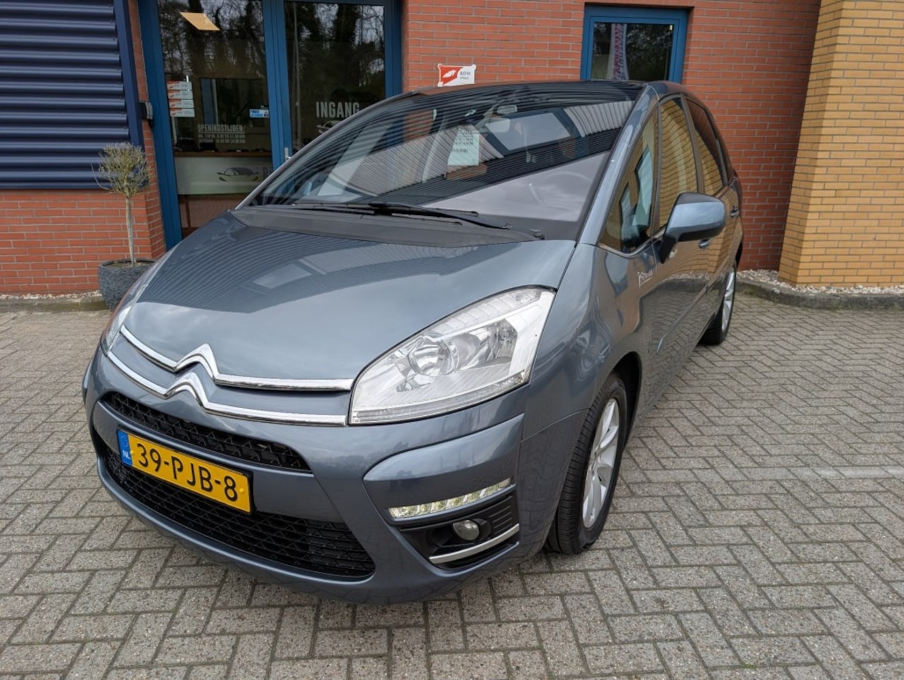 Citroën C4 - 1.6 TendanceEGS, Automaat, Trekhaak, PDC, Cruise, Navi - AutoWereld.nl