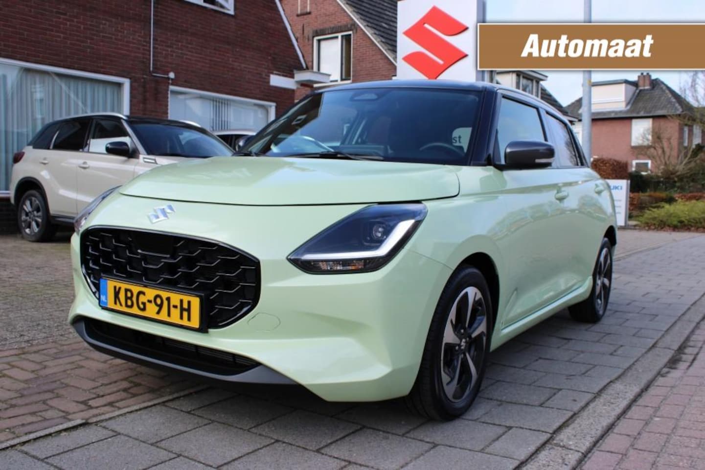 Suzuki Swift - 1.2 STYLE SMARTHYB. - AutoWereld.nl