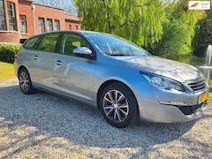 Peugeot 308 SW - 1.2 e-THP Blue Lease (bouwt druk op)
