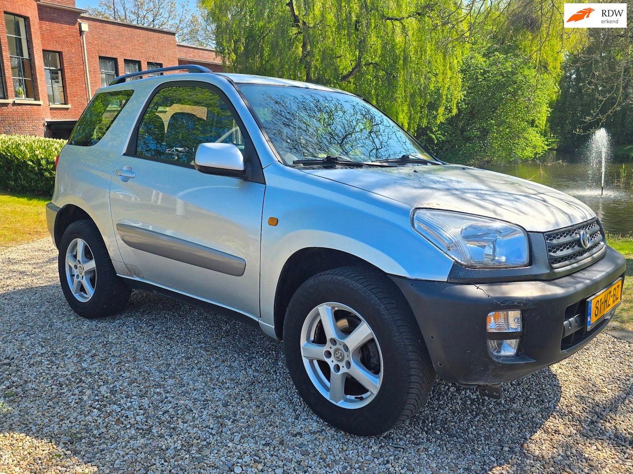 Toyota RAV4 - 1.8-16V VVT-i Luna EXPORT - AutoWereld.nl