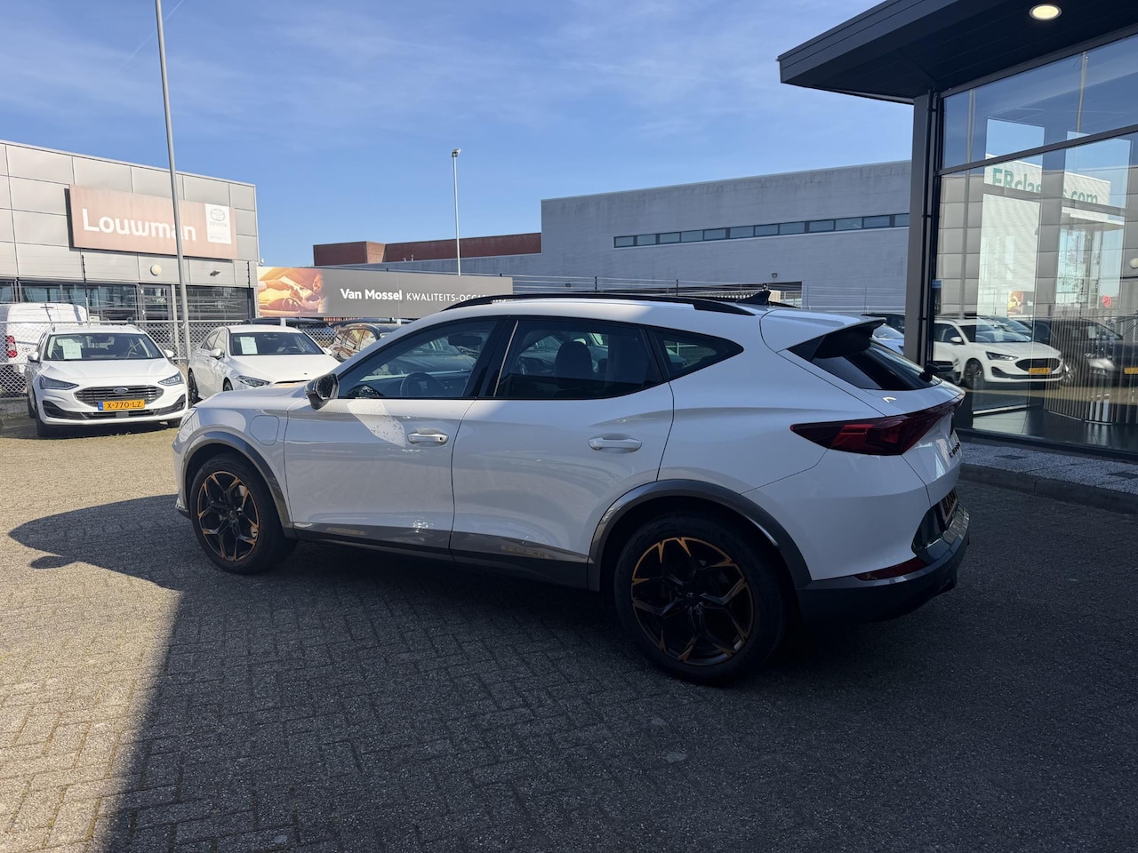 CUPRA Formentor - 1.4 TSI e-Hybrid Essential | Wordt Verwacht | Apple Carplay/Android Auto | Stoelverwarming - AutoWereld.nl