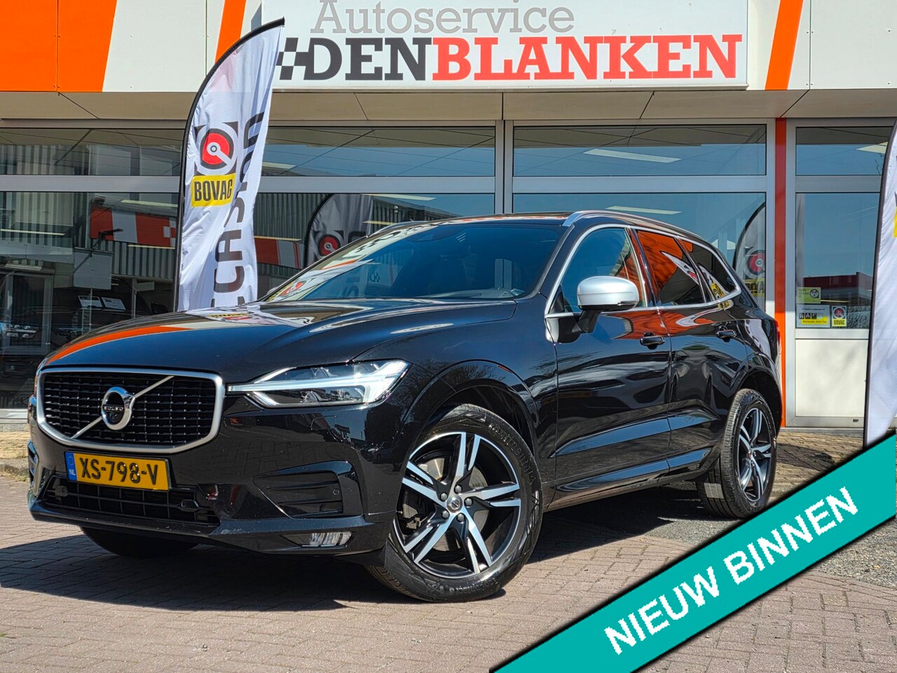 Volvo XC60 - 2.0 T5 Inscription BJ.2018 / Panodak / Half Leer / Head-Up / Harman-Kardon / Led / Trekhaa - AutoWereld.nl
