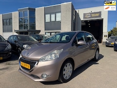 Peugeot 208 - 1.2 VTi Envy Clima Cruise Control Navi