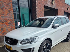 Volvo XC60 - 2.0 D4 FWD R-Design panoramadak.nieuwstaat