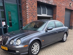 Jaguar S-type - 3.0 V6 Executive