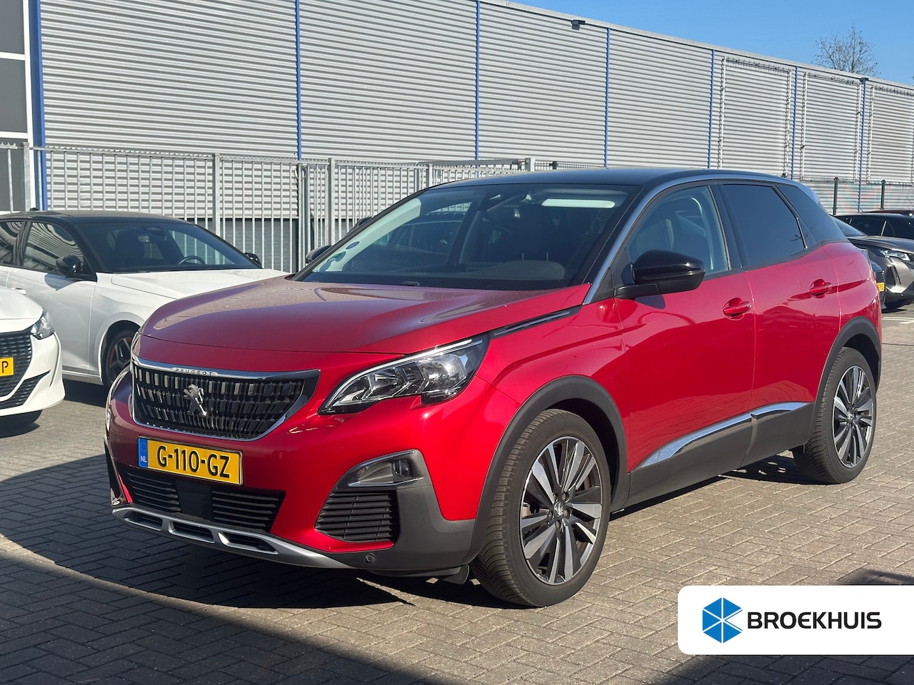 Peugeot 3008 - 1.2 PureTech Allure Camera | Afneembare Trekhaak | Stof/Leder | Cruise | Climate | DAB | L - AutoWereld.nl