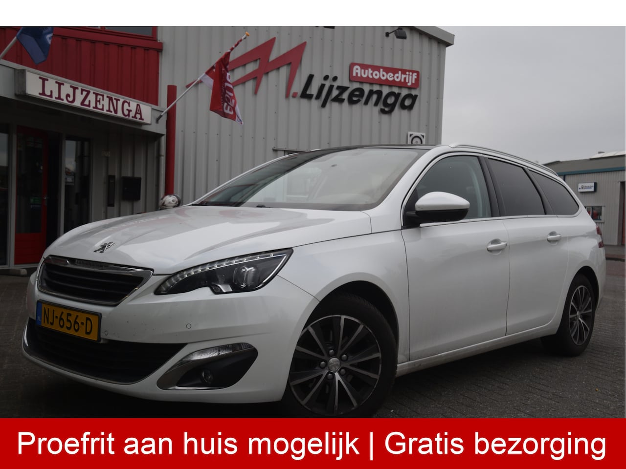 Peugeot 308 SW - 1.2 PureTech Blue Lease Premium LED | Navi | Pano | trekhaak | PDC | LMV | Clima | Cruise - AutoWereld.nl