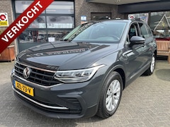 Volkswagen Tiguan - 1.4 TSI eHybrid Life CarPlay