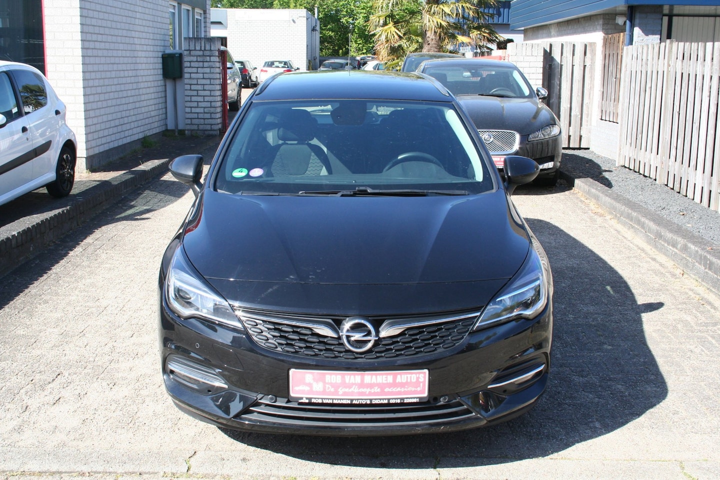 Opel Astra Sports Tourer - 1.2 Business Edition 1.2 Business Edition