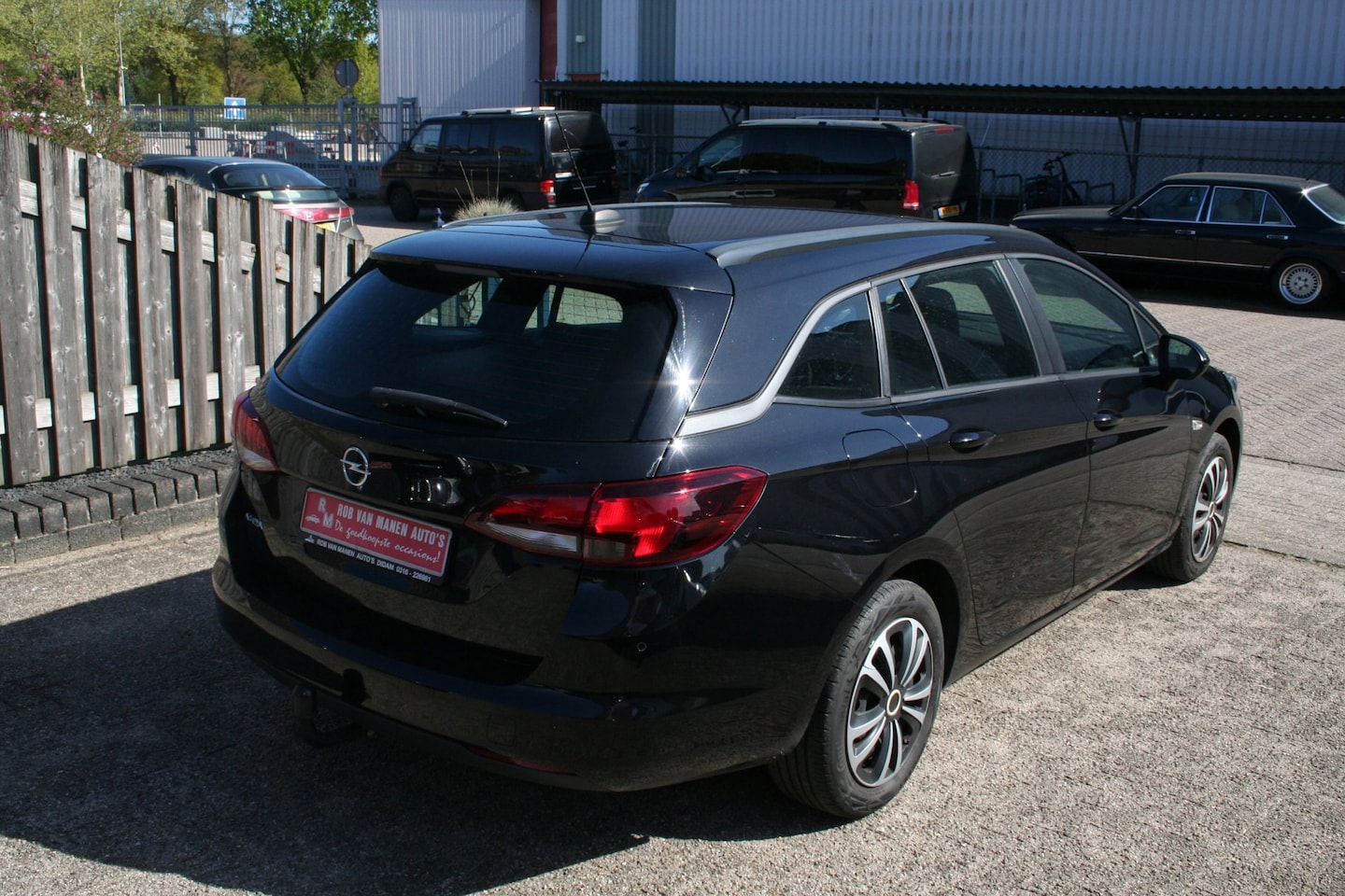 Opel Astra Sports Tourer - 1.2 Business Edition 1.2 Business Edition