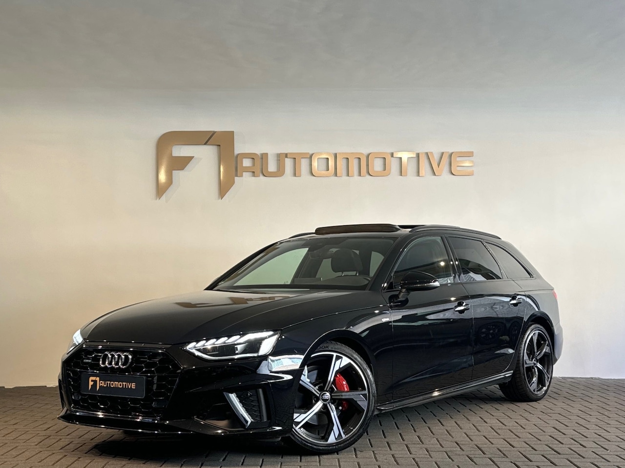 Audi A4 Avant - 40 TFSI quattro S Line Pano|Trekhaak|Sfeer|Lane - AutoWereld.nl