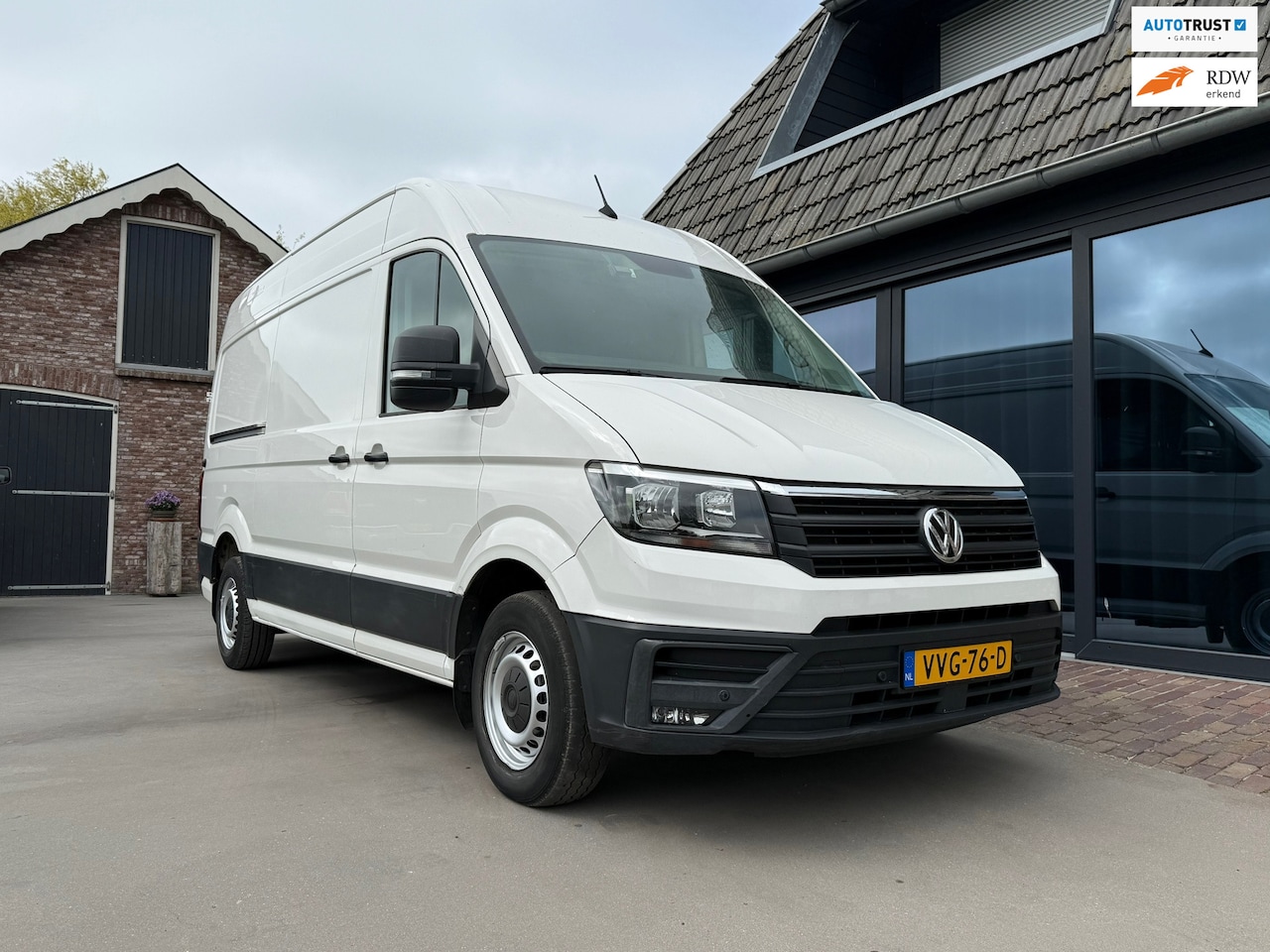 Volkswagen Crafter - 35 2.0 TDI L3H3 35 2.0 TDI L3H3 140PK Camera - AutoWereld.nl