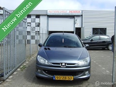 Peugeot 206 - 1.4 Air-line 3
