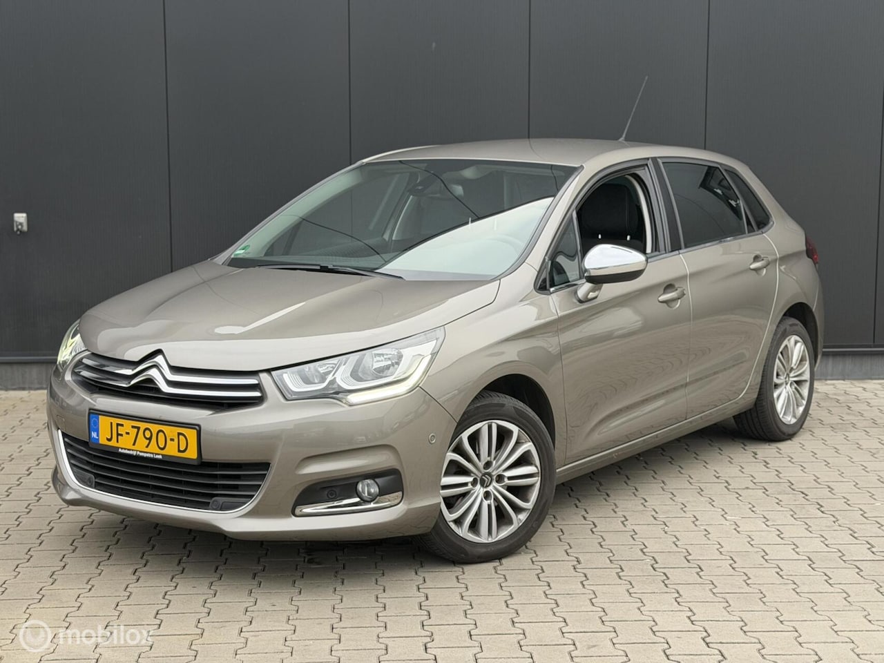 Citroën C4 - 1.2 131PK Feel Collection | CRUISE | TREKHAAK | - AutoWereld.nl