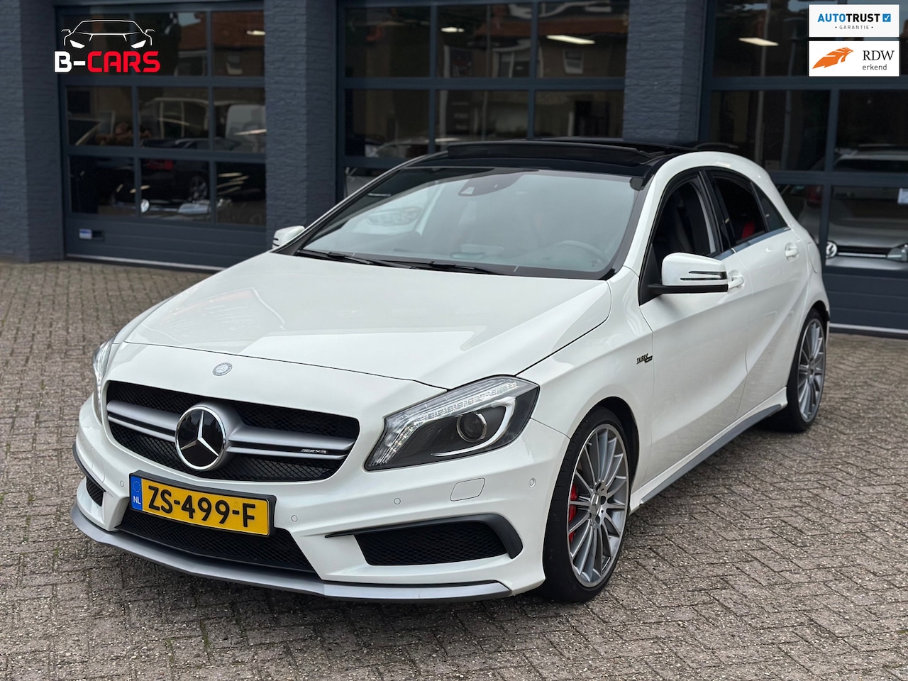 Mercedes-Benz A-klasse - AMG 45 4MATIC PANO|MMSTOEL|STOELVW|XENON|XLNAVI|NAP!! - AutoWereld.nl