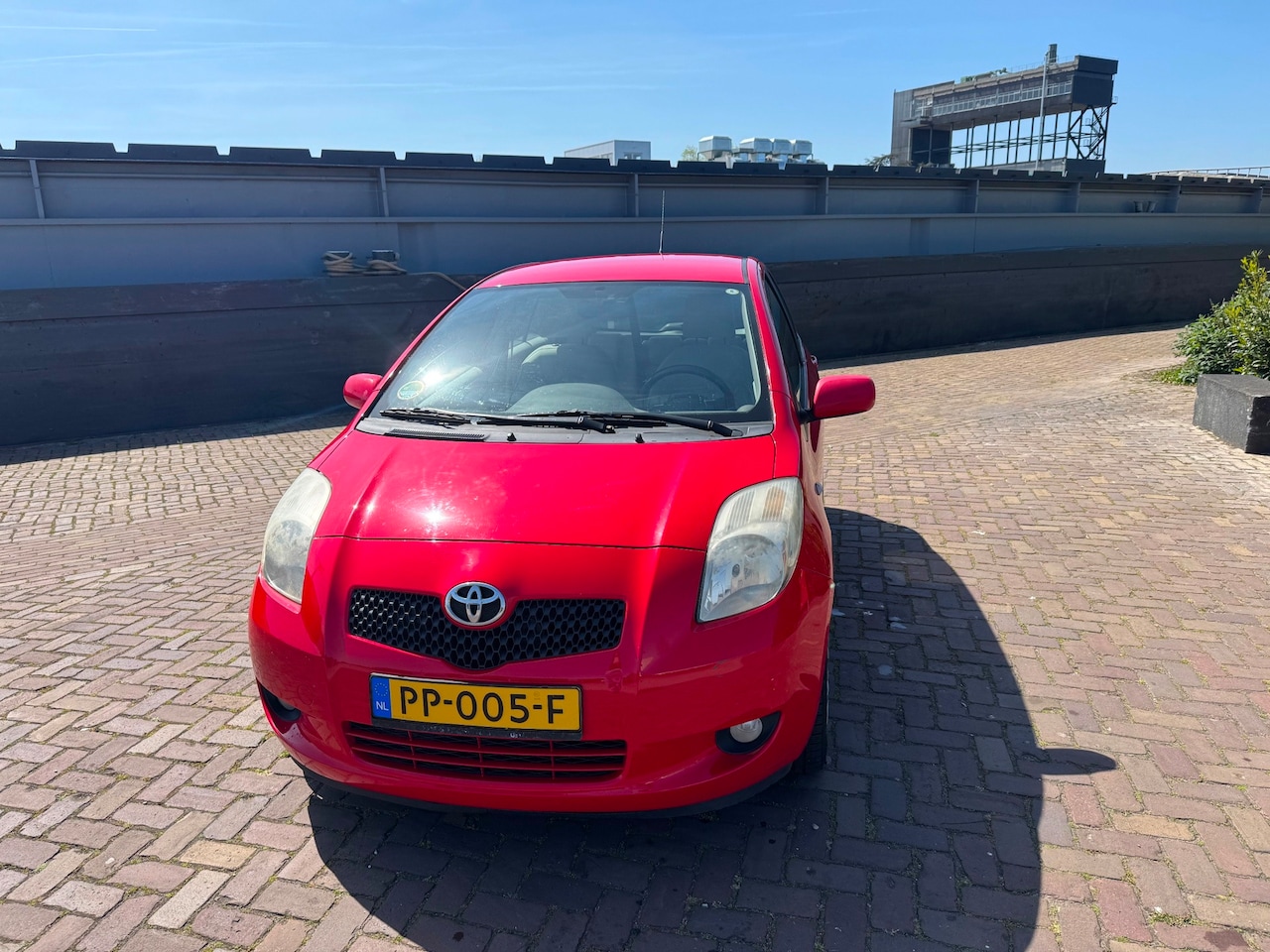 Toyota Yaris - 1.3 VVT-i Terra 1.3 VVTi Terra - AutoWereld.nl