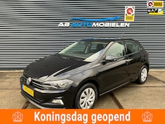 Volkswagen Polo - 1.0 TSI Comfortline NAVI/ CARPLAY
