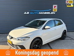 Volkswagen Polo - 1.0 TSI Polo CRUISE CONTROL/ CARPLAY