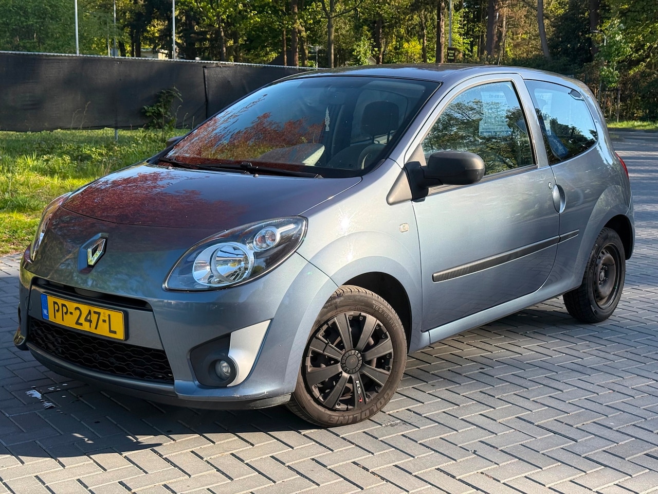 Renault Twingo - 1.2 Dynamique/Elekt Raam/Centrale - AutoWereld.nl