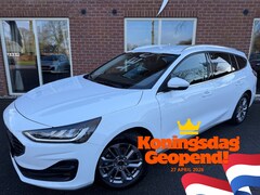 Ford Focus Wagon - 1.0 Ecoboost Hybrid Titanium TREKHAAK / GROOT.NAVI / CARPLAY / A