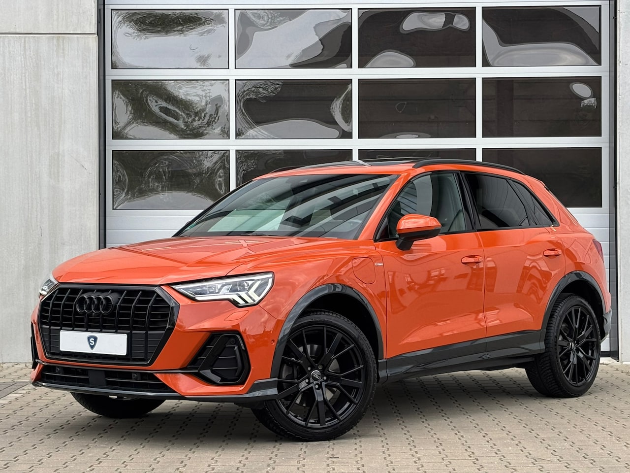 Audi Q3 - 45 TFSI e S edition B&O Pano Trekhaak 62.000km!! - AutoWereld.nl