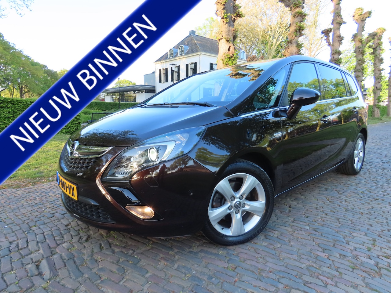 Opel Zafira Tourer - 1.4 Cosmo 7 Persoons Automaat Ecc Cruisecontrol Navigatie Panoramadak Xenon Pdc Lm Velgen - AutoWereld.nl