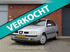 SEAT Cordoba - 1.4-16V Signo | SLECHTS 57.000 KM NAP