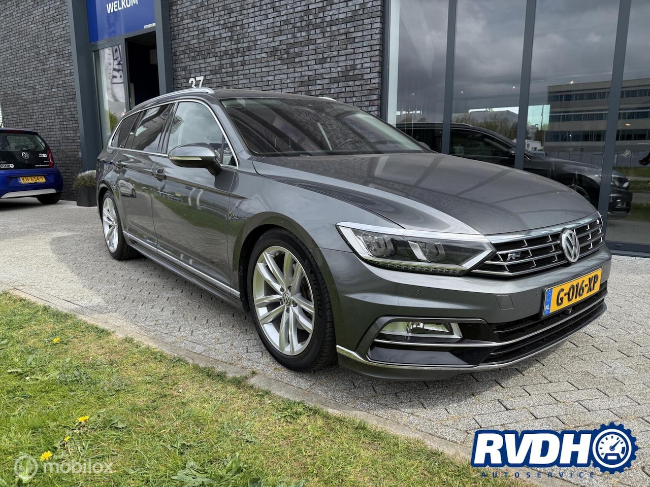 Volkswagen Passat Variant - 2.0 TDI Business Edition R 2.0 TDI Business Edition R - AutoWereld.nl