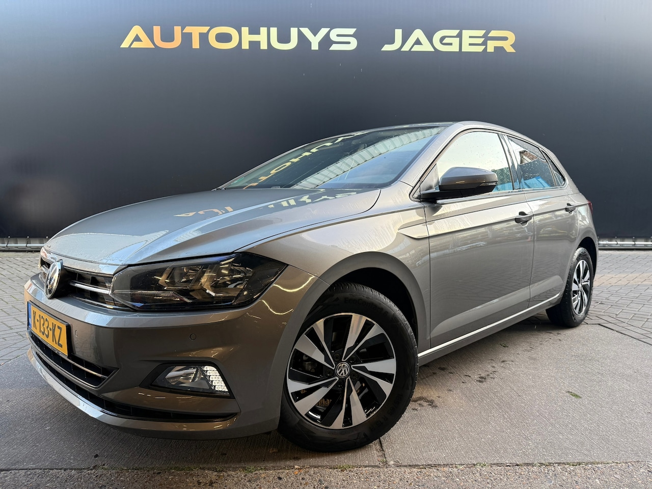 Volkswagen Polo - 1.0 TSI Comfortline Automaat Camera Sensoren Carplay - AutoWereld.nl