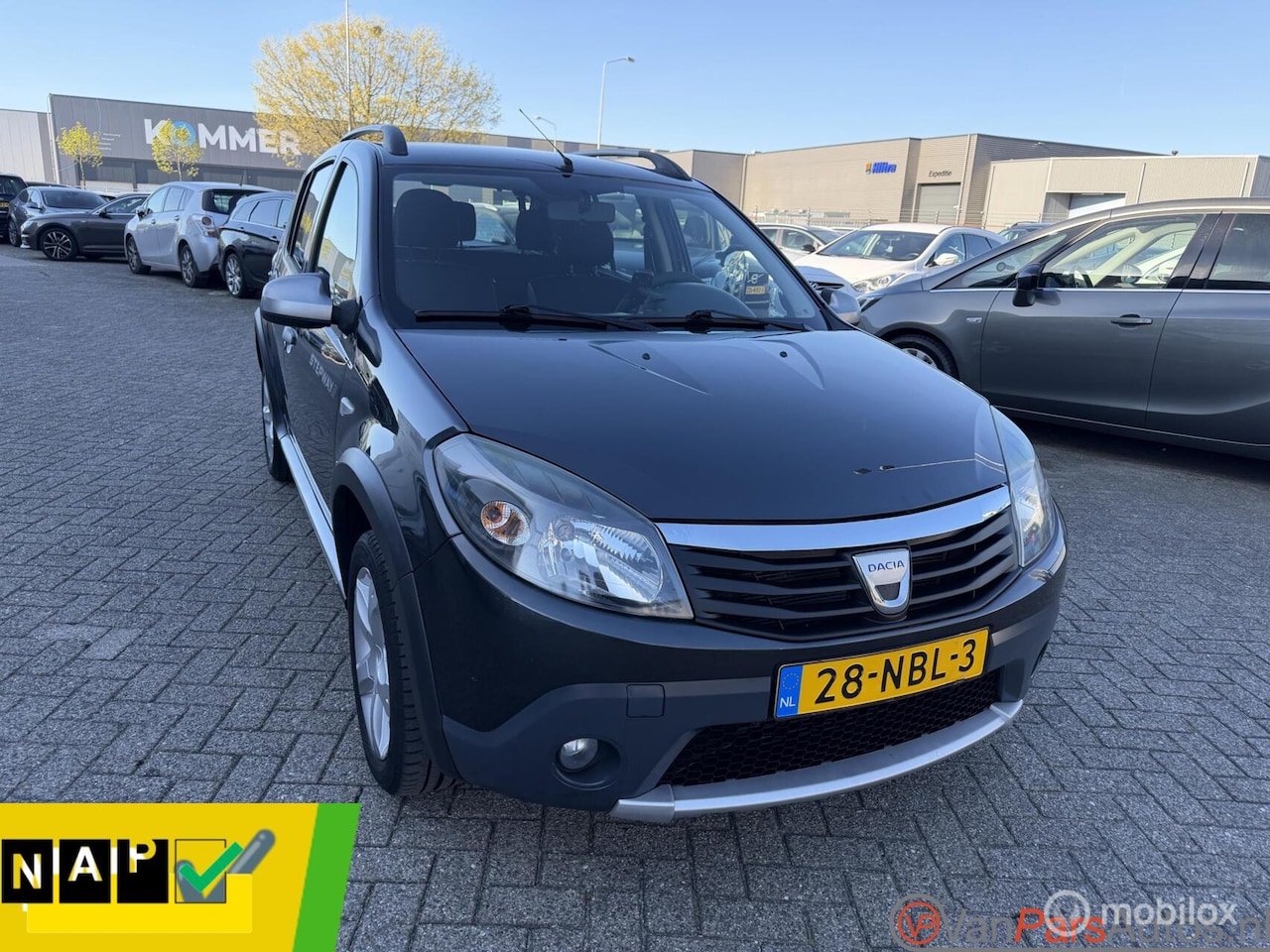 Dacia Sandero Stepway - 1.6 Stepway,Airco,NAP! - AutoWereld.nl