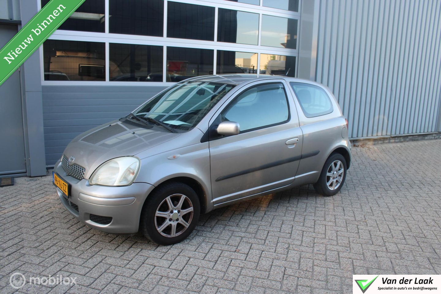 Toyota Yaris - 1.3 VVT-i Sol 1.3 VVT-i Sol - AutoWereld.nl