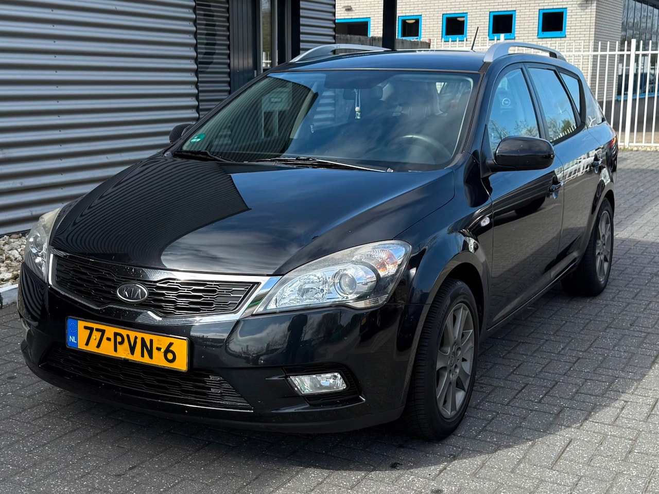 Kia Cee'd - 1.4 CVVT X-ecutive 1.4 CVVT X-ecutive - AutoWereld.nl