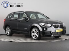BMW X1 - sDrive20i Centennial High Executive M-Sport (NL-Auto / Afn. trekhaak nieuw / Head Up / Nav