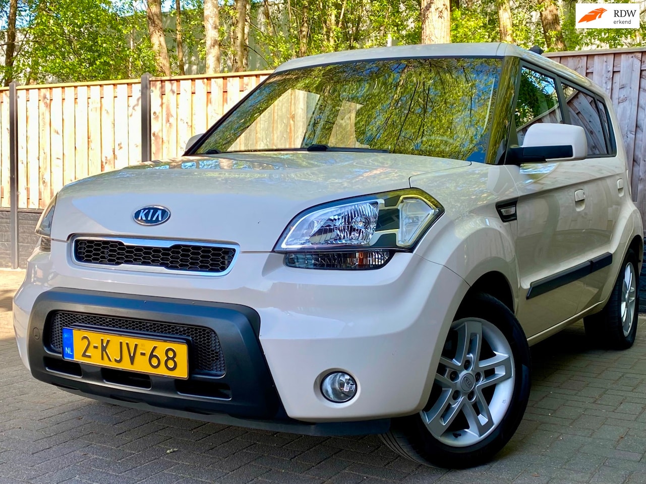 Kia Soul - 1.6 X APK I Airco I Leer I LMV - AutoWereld.nl