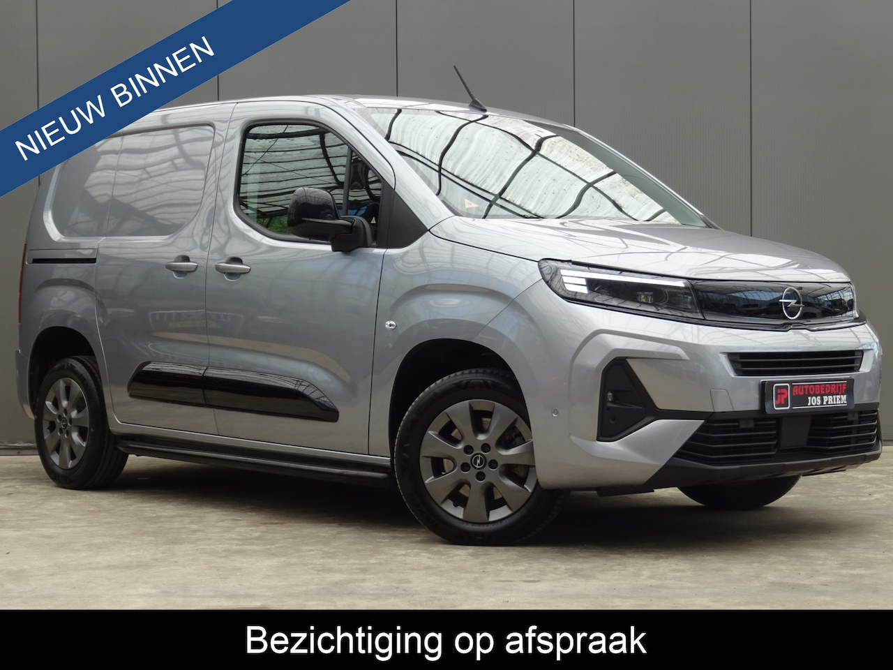 Opel Combo - 1.5 BlueHDi 130 S&S L1 * 3 ZITS * LUXE UITVOERING !! - AutoWereld.nl