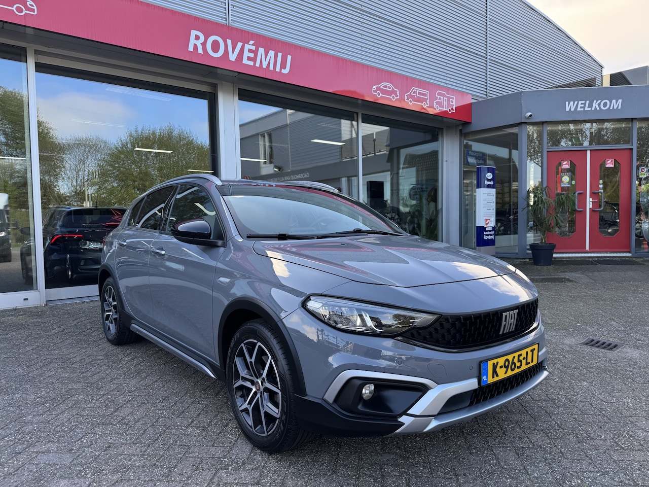 Fiat Tipo Cross - 1.0 Cross Carplay, Trekhaak, Camera, Cruise. - AutoWereld.nl